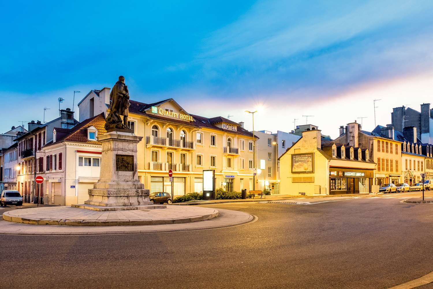 Quality Hotel Pau Centre Bosquet 12/13