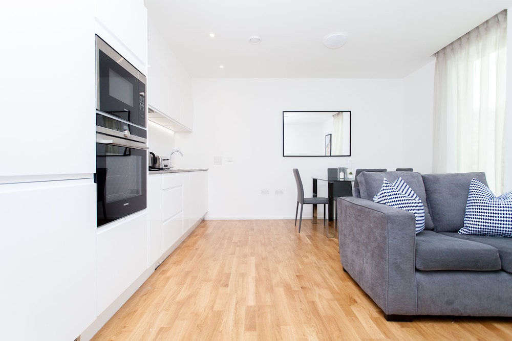 Clover Court by Aeria Apartments 31/33