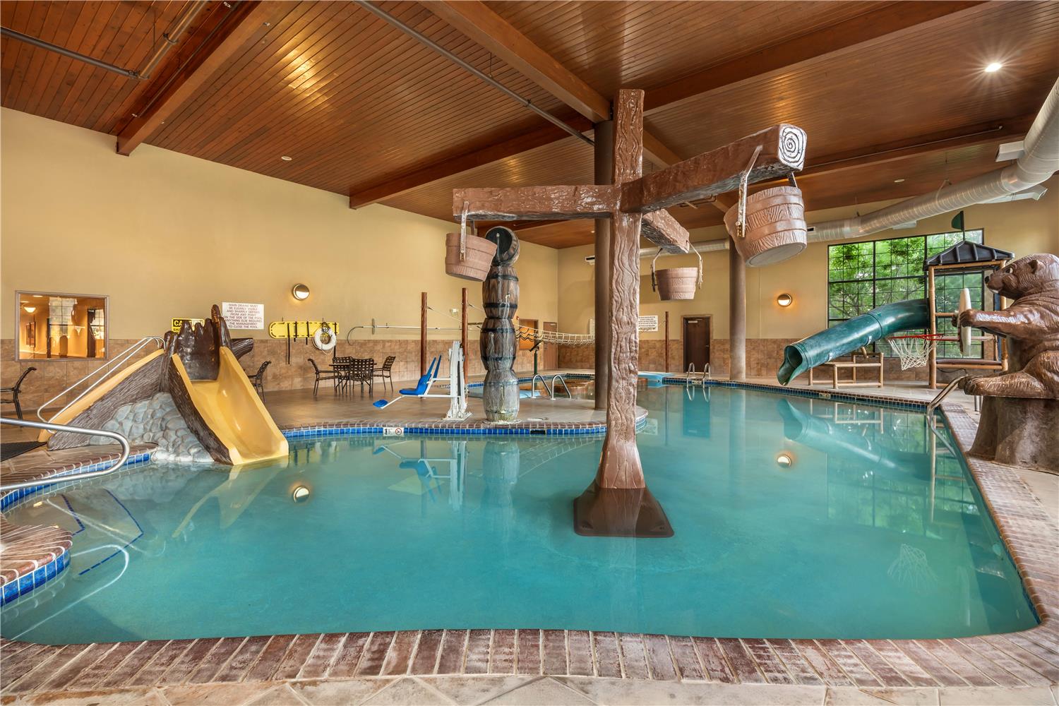Best Western Plus Kelly Inn & Suites 17/43