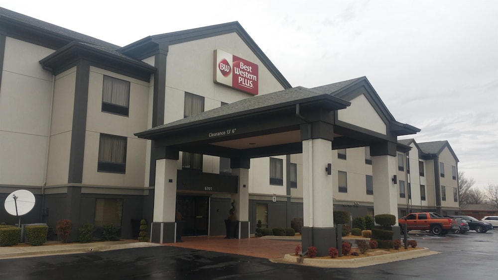 Best Western Plus Midwest City Inn & Suites 3/27