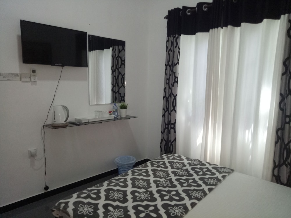 House Of Seya 25/50
