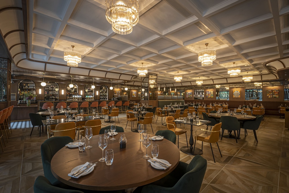 The Samuel Hotel 38/55