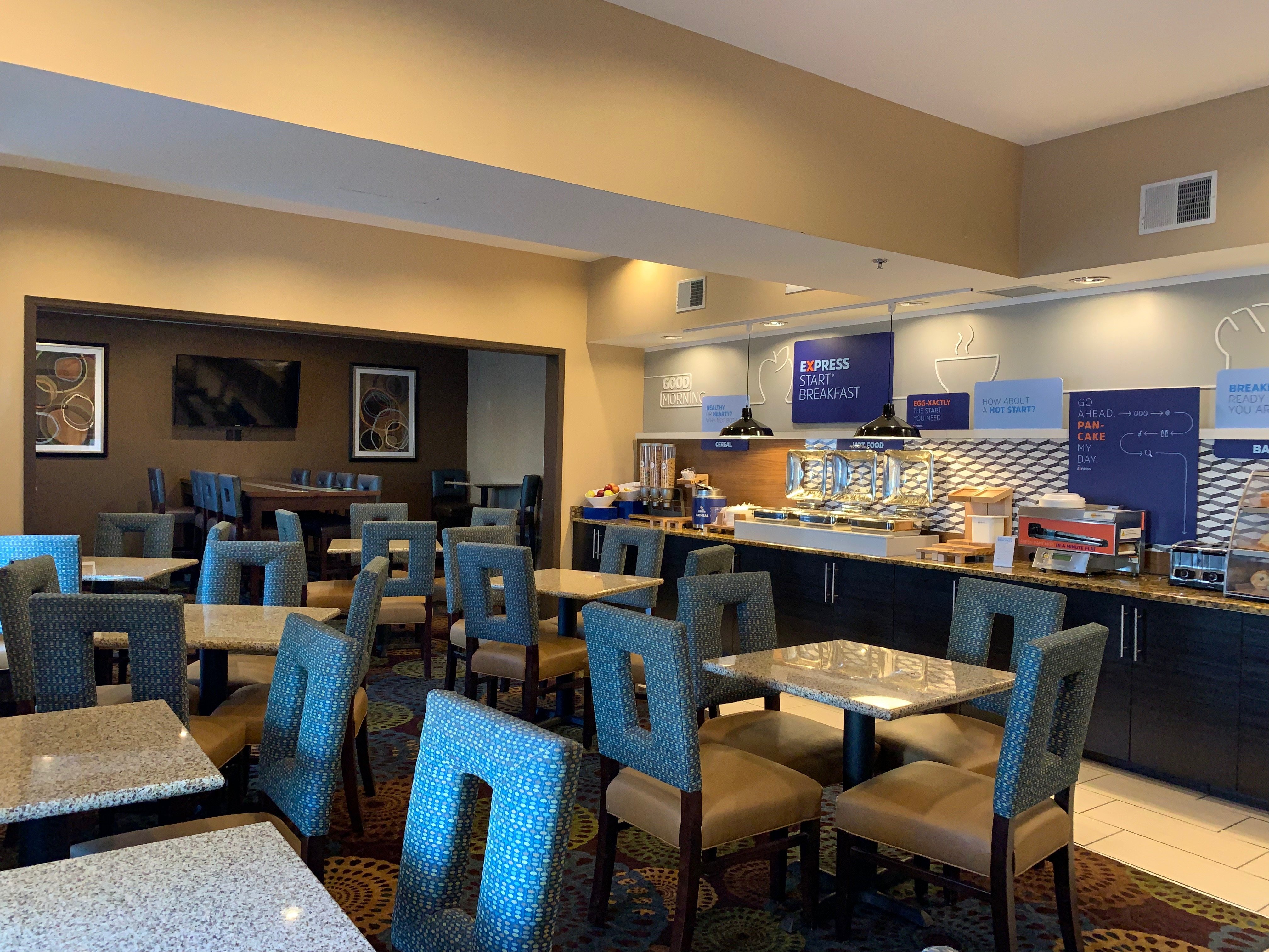 HOLIDAY INN EXPRESS ST PAUL S - INVER GROVE HGTS 34/47