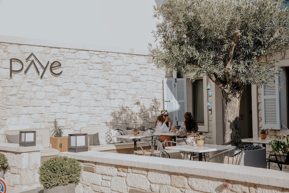 Paye Alacati Butik Otel 26/28