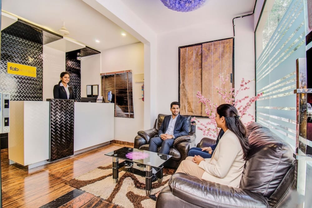 Fabhotel Corporate Crown Koramangala 25/32