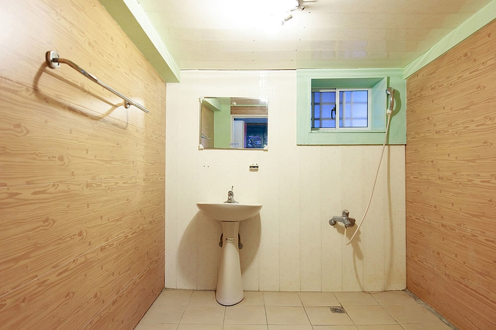 Kenting Dajianshan Wilderness Bungalow 32/32