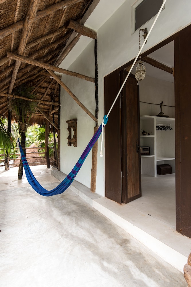 Cormoran Hotel Boutique & Cenote 23/48