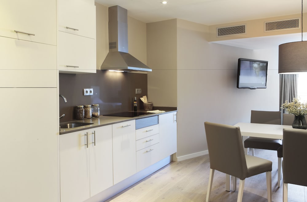 Apartments Rambla 102 4/45