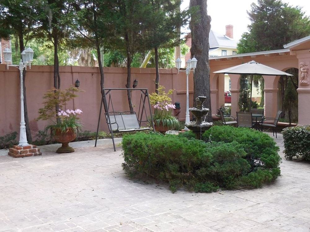 The Cottage Bed & Breakfast 14/19
