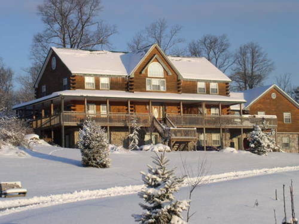 Berry Patch Bed and Breakfast 1/50