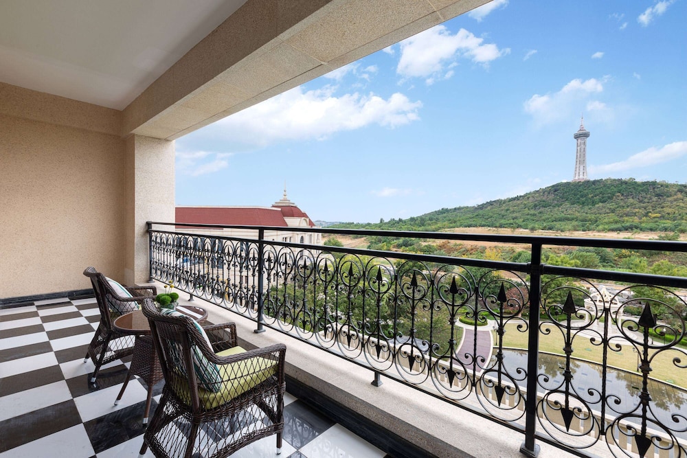 Wyndham Taian West 50/54