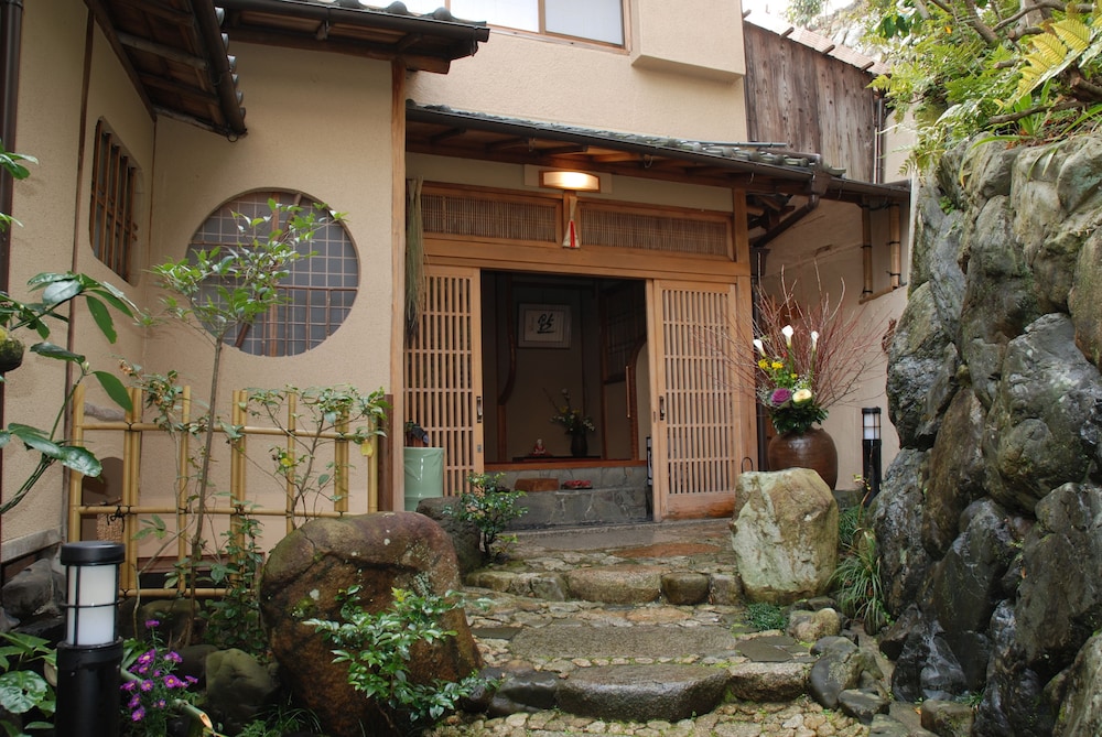 Yadoya Manjiro 4/49