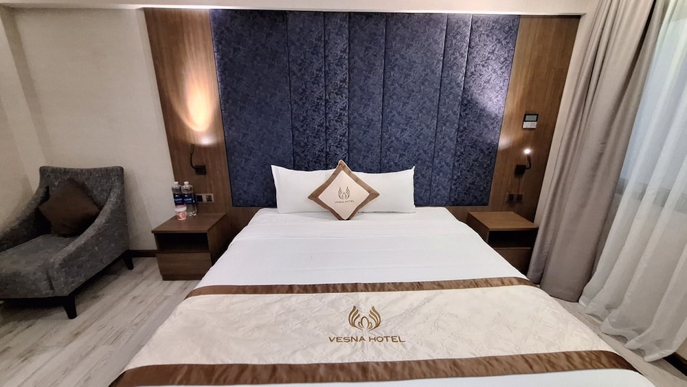 Superior, Queen Bed