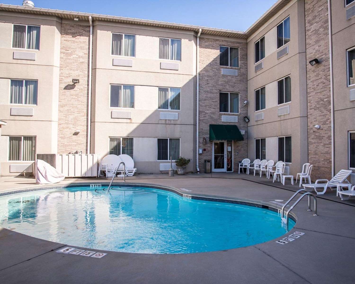 Sleep Inn Suites At Concord Mills 36/36