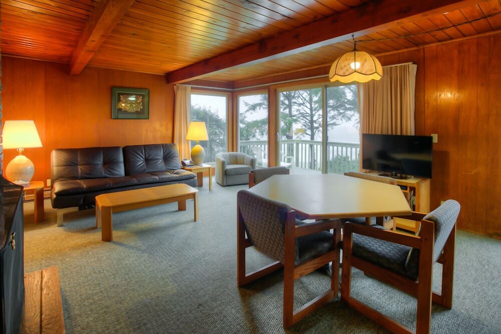 Ocean Crest Resort 28/50
