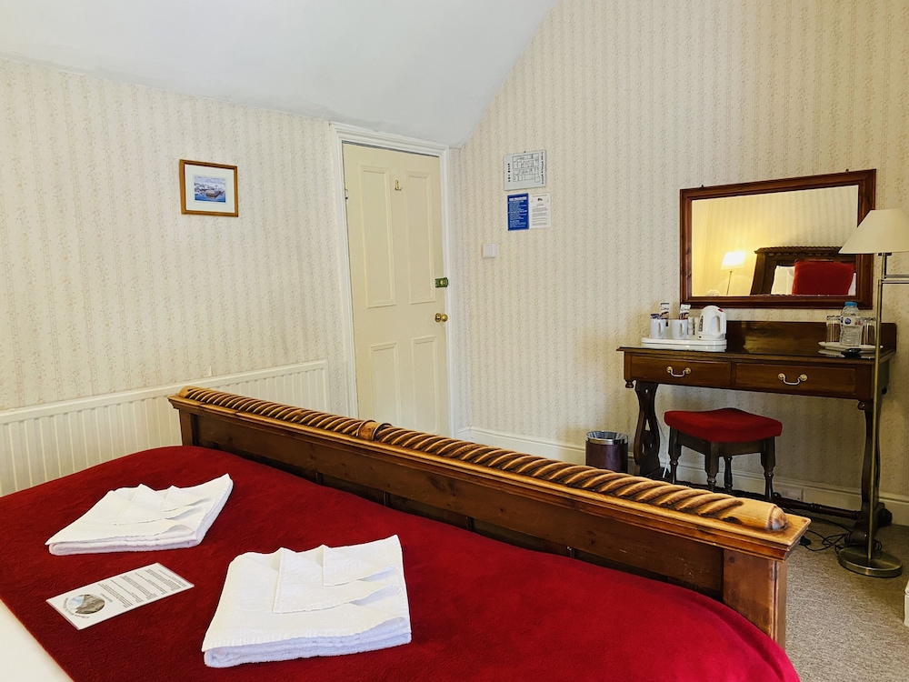 St. Benets Abbey - Guest house 2/37