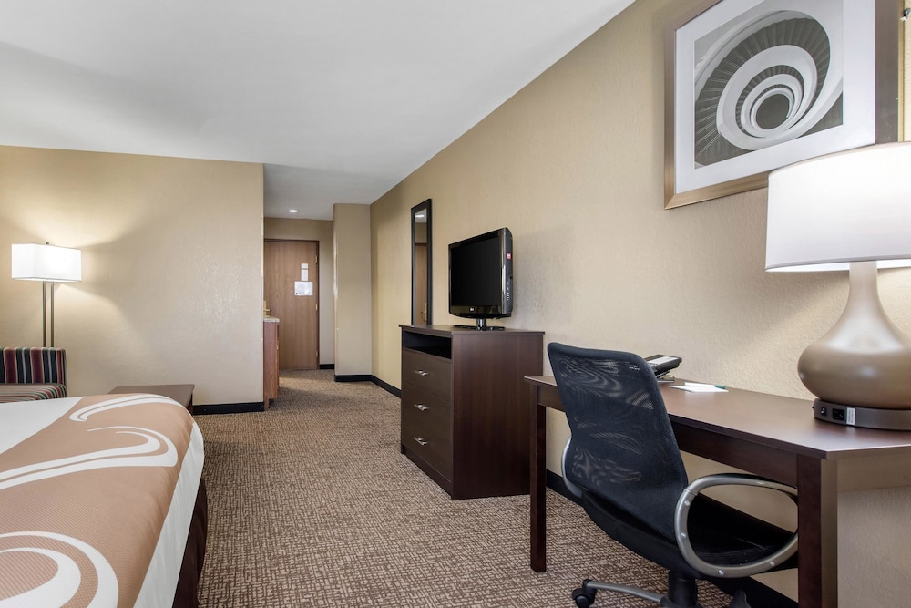 Quality Inn & Suites Lebanon I-65 33/38