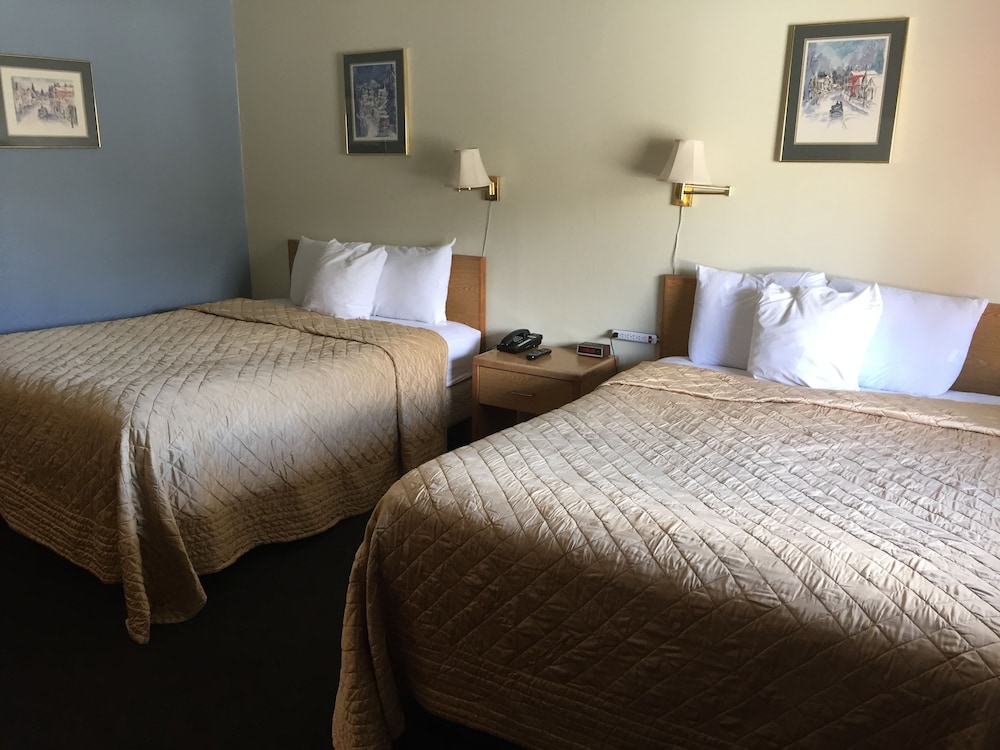 Holiday Lodge 16/66