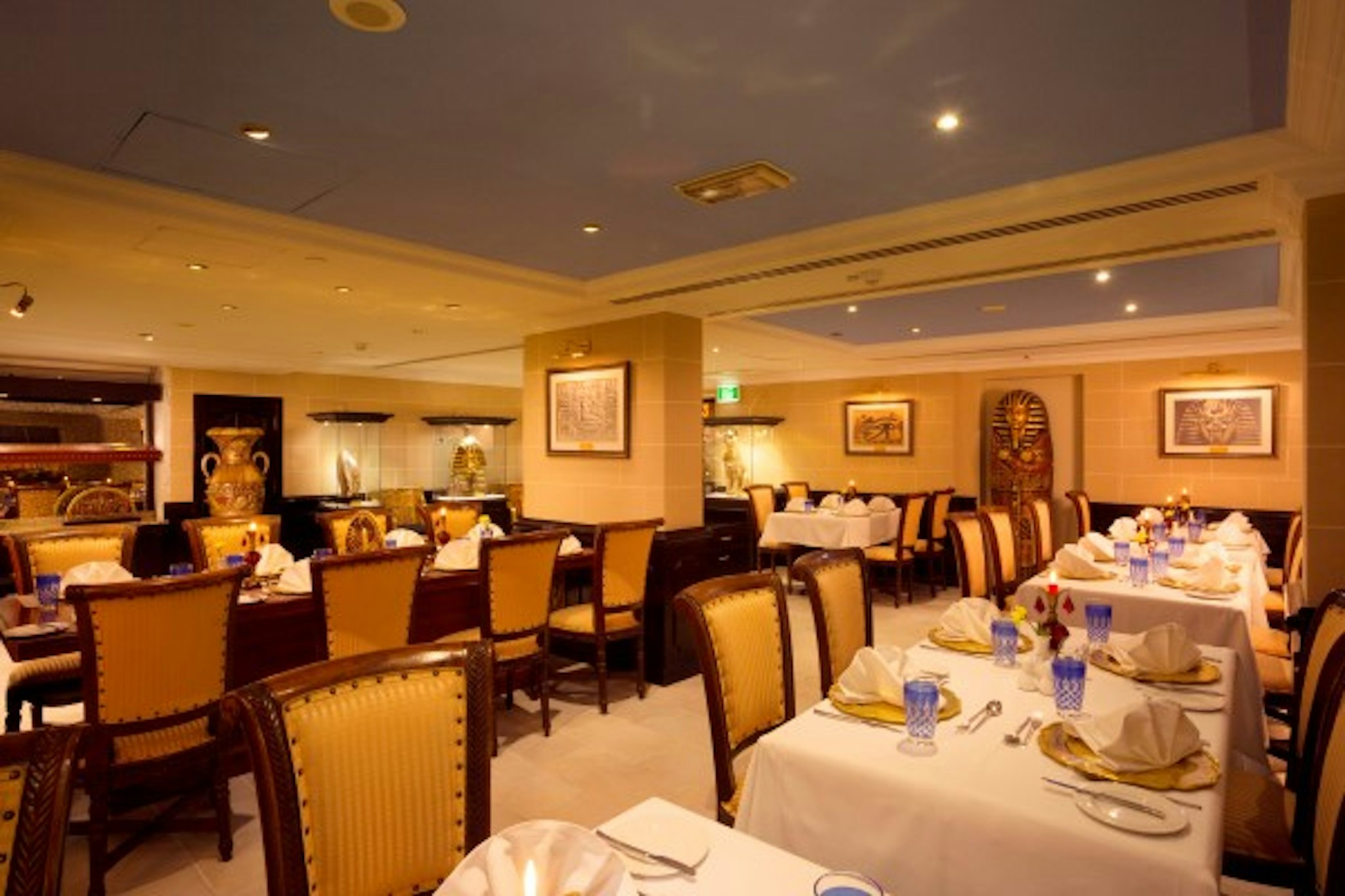 restaurant cafeteria