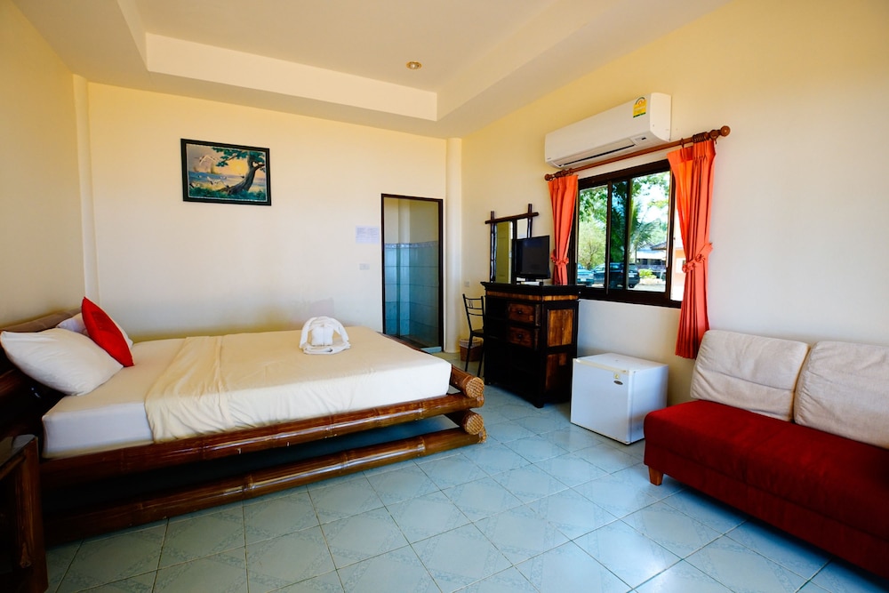 Coral Resort 34/77