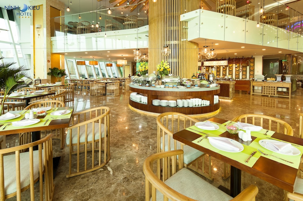 Ninh Kieu Riverside Hotel 47/70