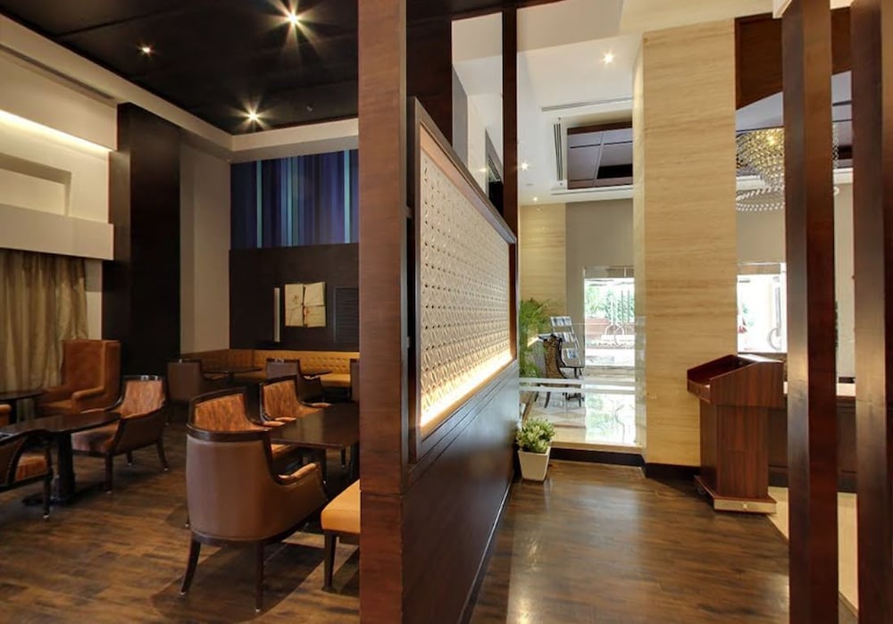 Golden Galaxy Hotels & Resorts 37/50