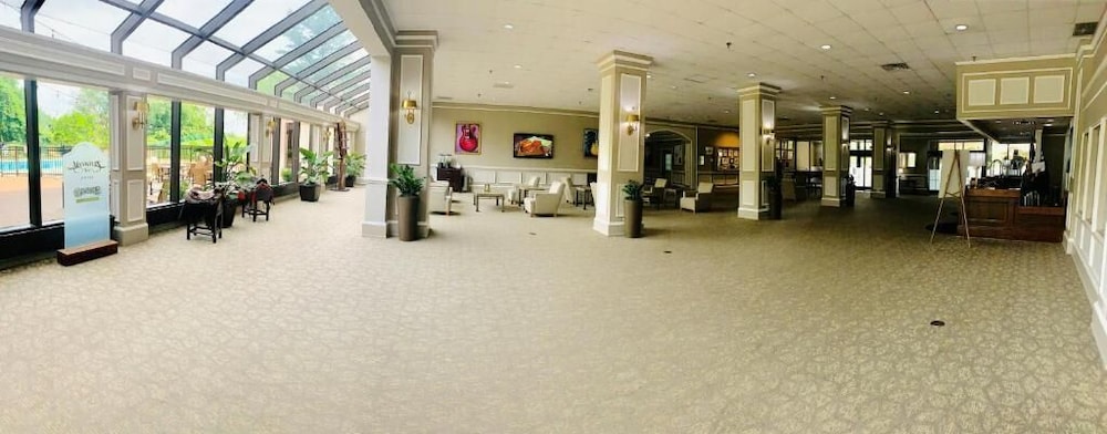 Millennium Hotel Maxwell House Nashville 24/64