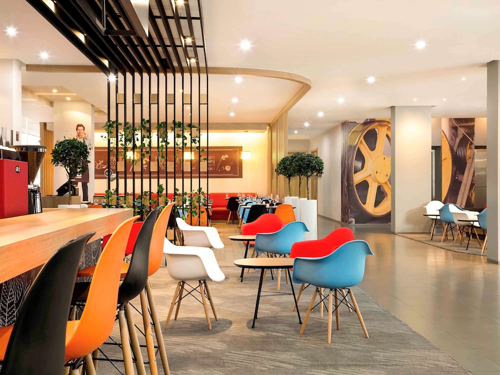 Ibis Bandung Pasteur 40/57