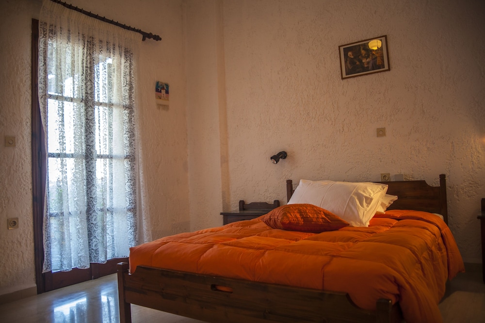 Filoxenia Villa photo4