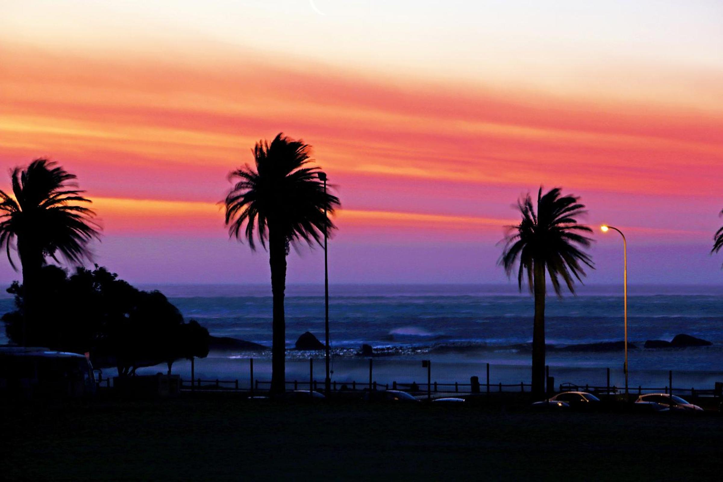 Camps Bay Beach Apartment 14/20