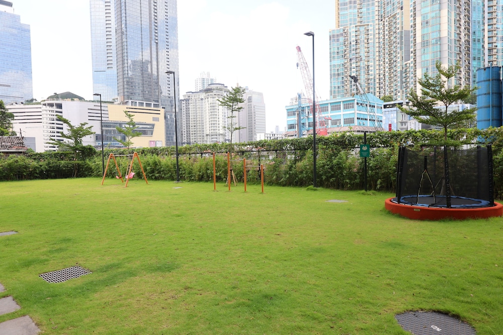 Swissotel Living Jakarta Mega Kuningan 46/50