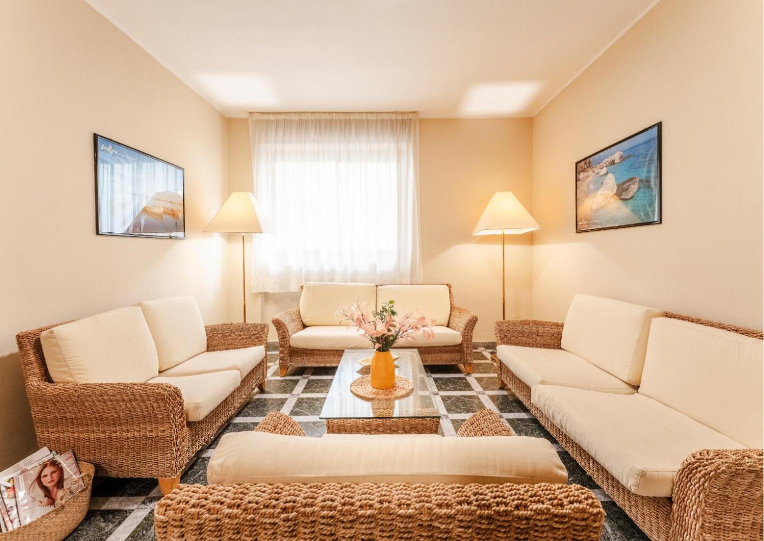 Rina Sea Apartments 15/34