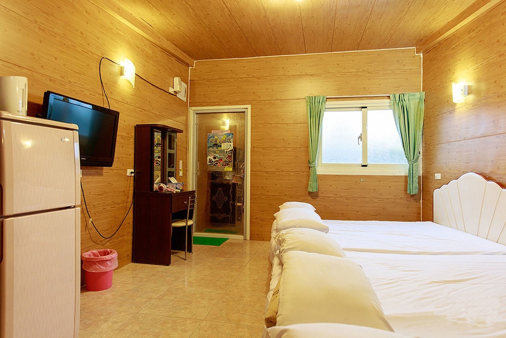 Kenting Dajianshan Wilderness Bungalow 11/32