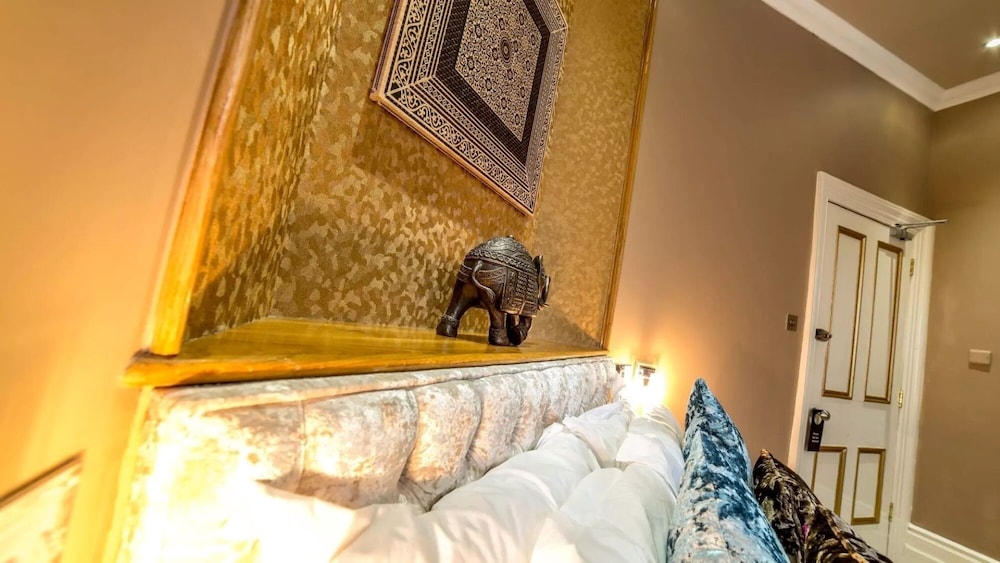Derby Manor 8/50