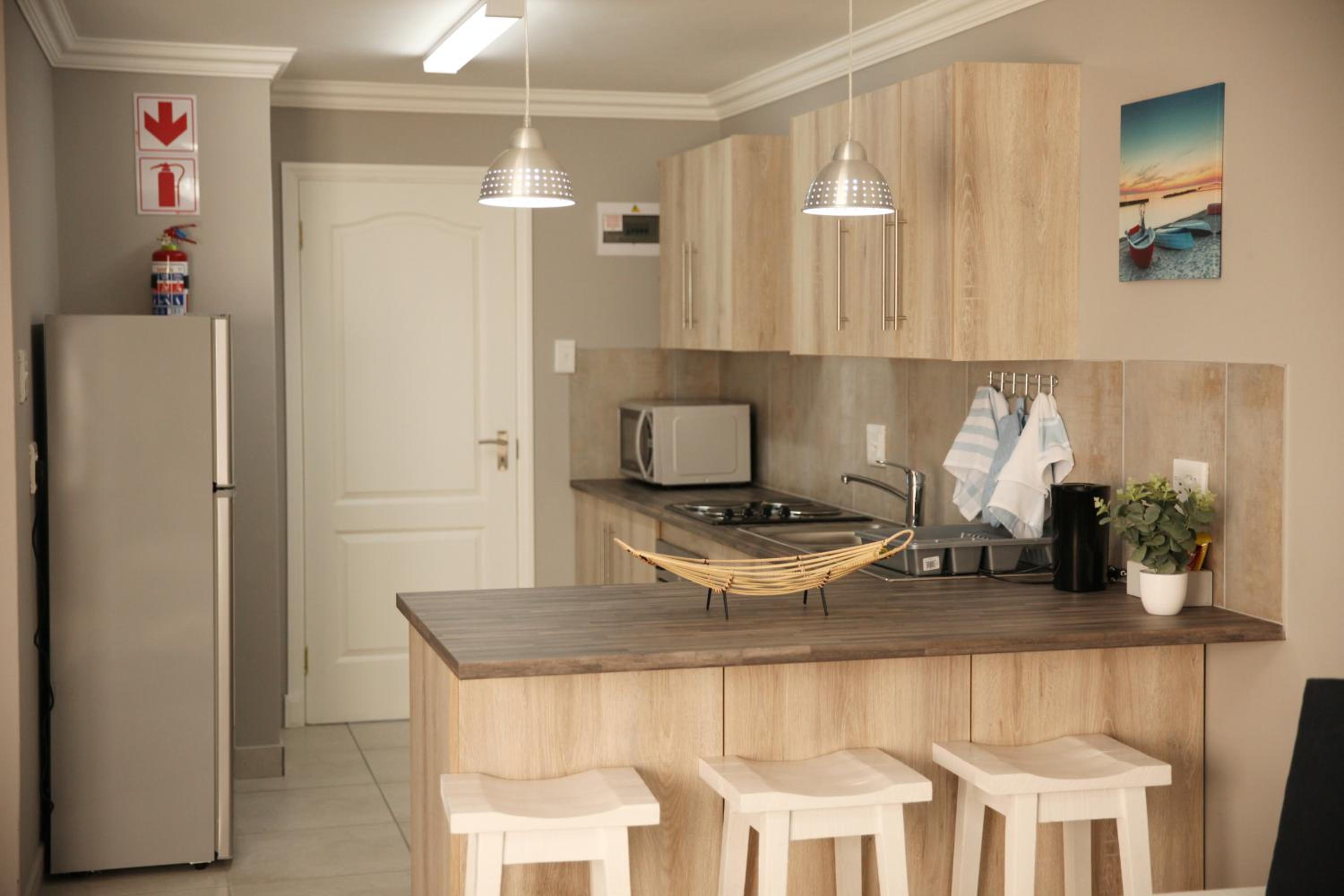 Mari-Amor Self-Catering Apartments 5/23