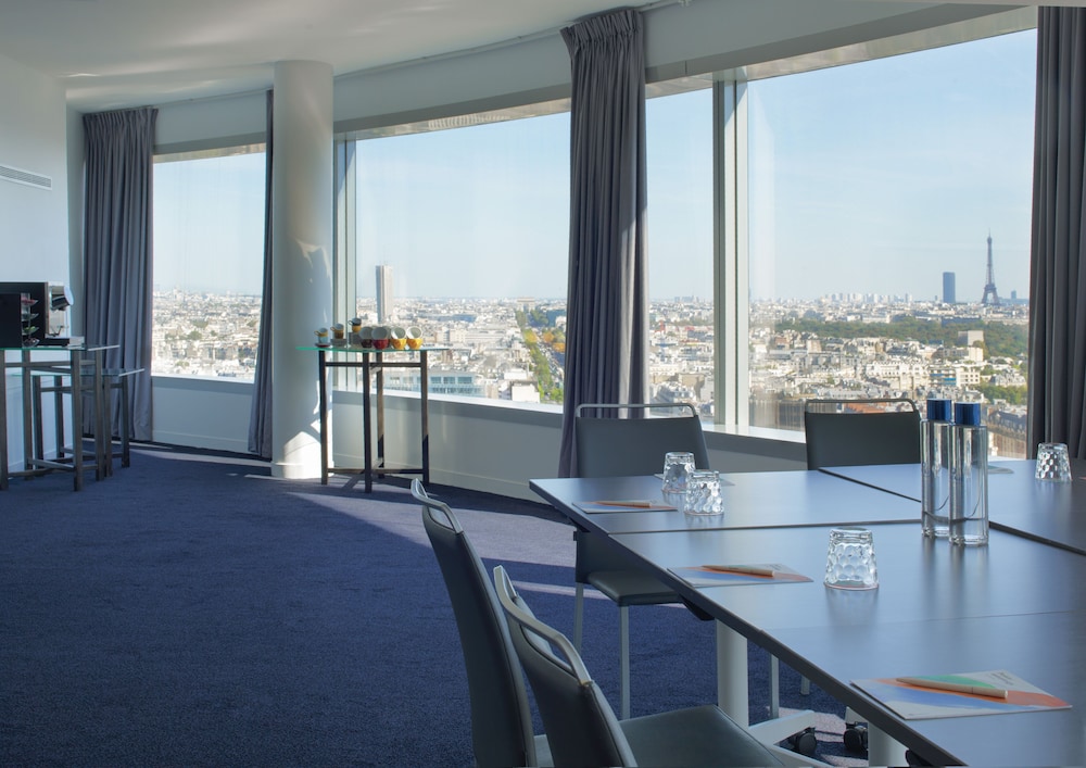 Melia Paris La Defense 59/73