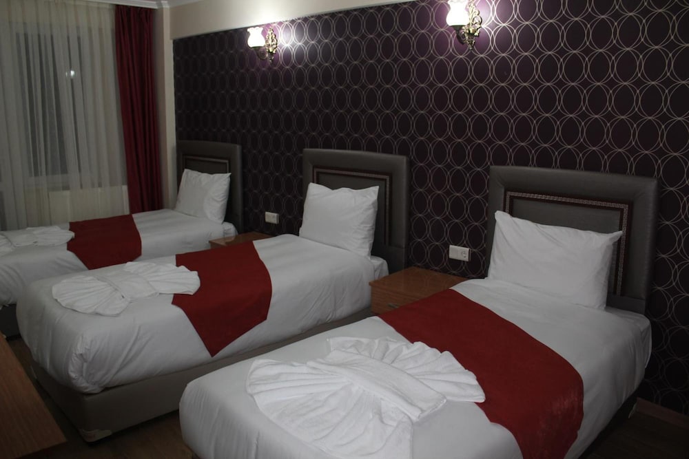 Reydel Hotel 36/72