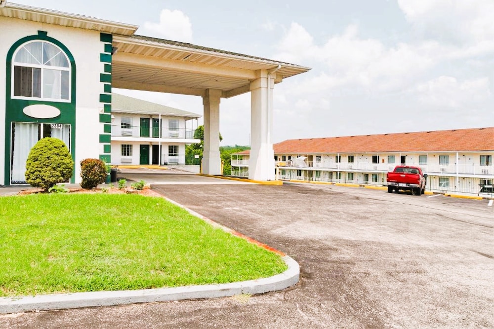 Evergreen Inn 41/50