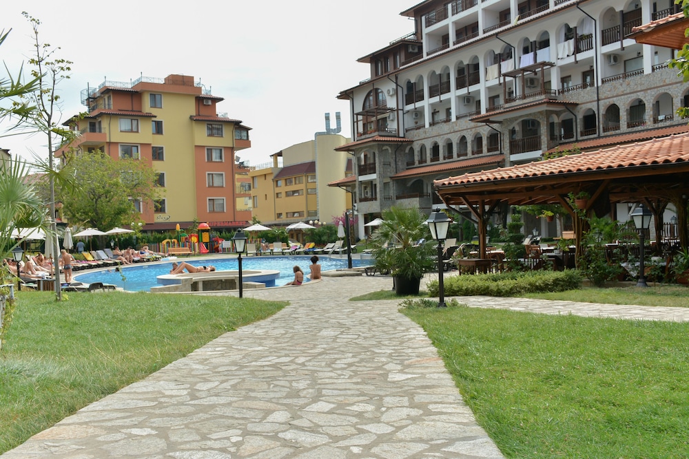 Olymp Apartcomplex 35/52