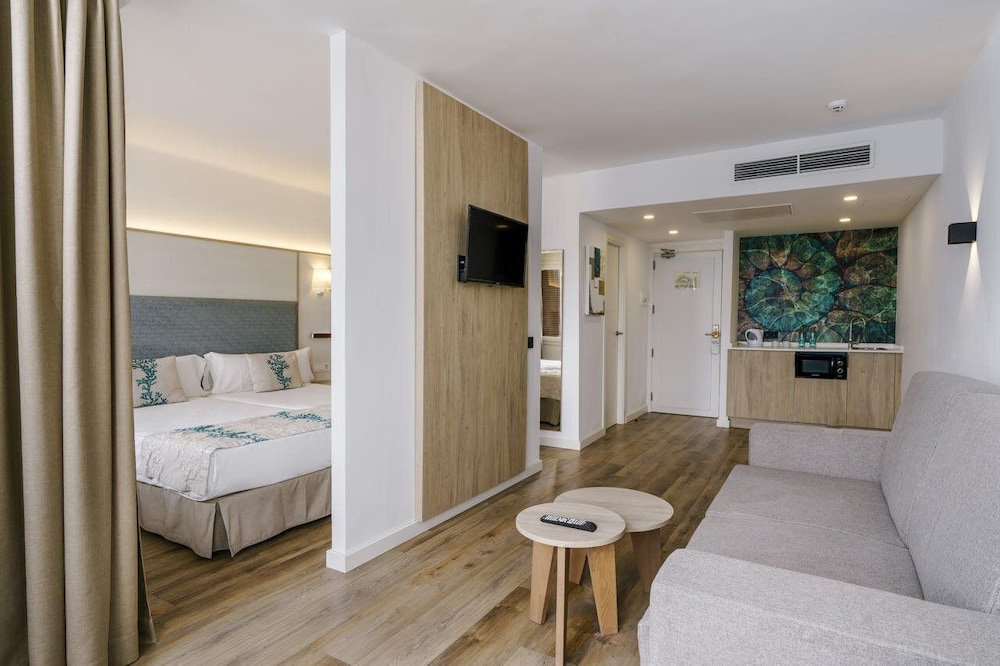 Alua Suites Las Rocas 49/82