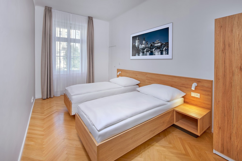 DownTown Suites Kodanska 21/42