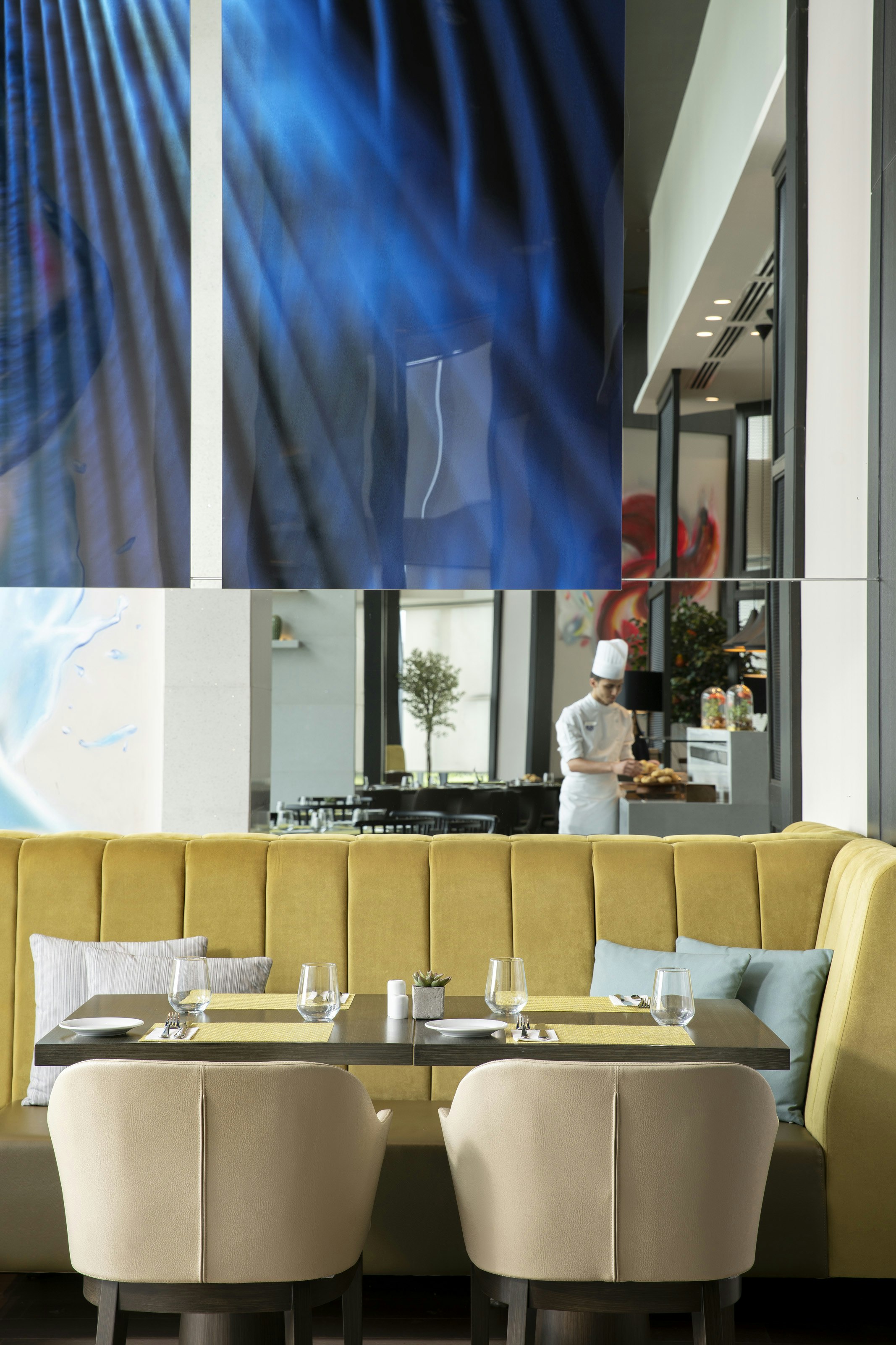 Centro Westside Rotana 18/20
