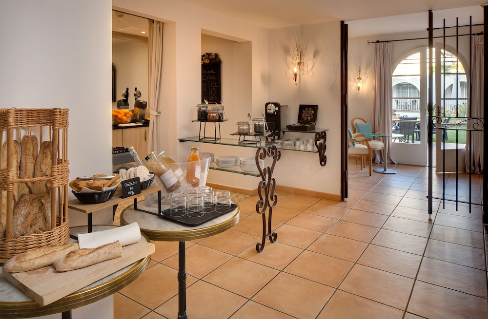 HOTEL LE COTTAGE 35/59