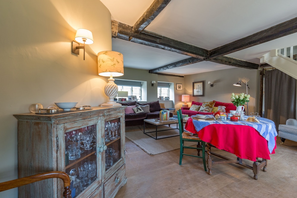Church End Cottage 13/28