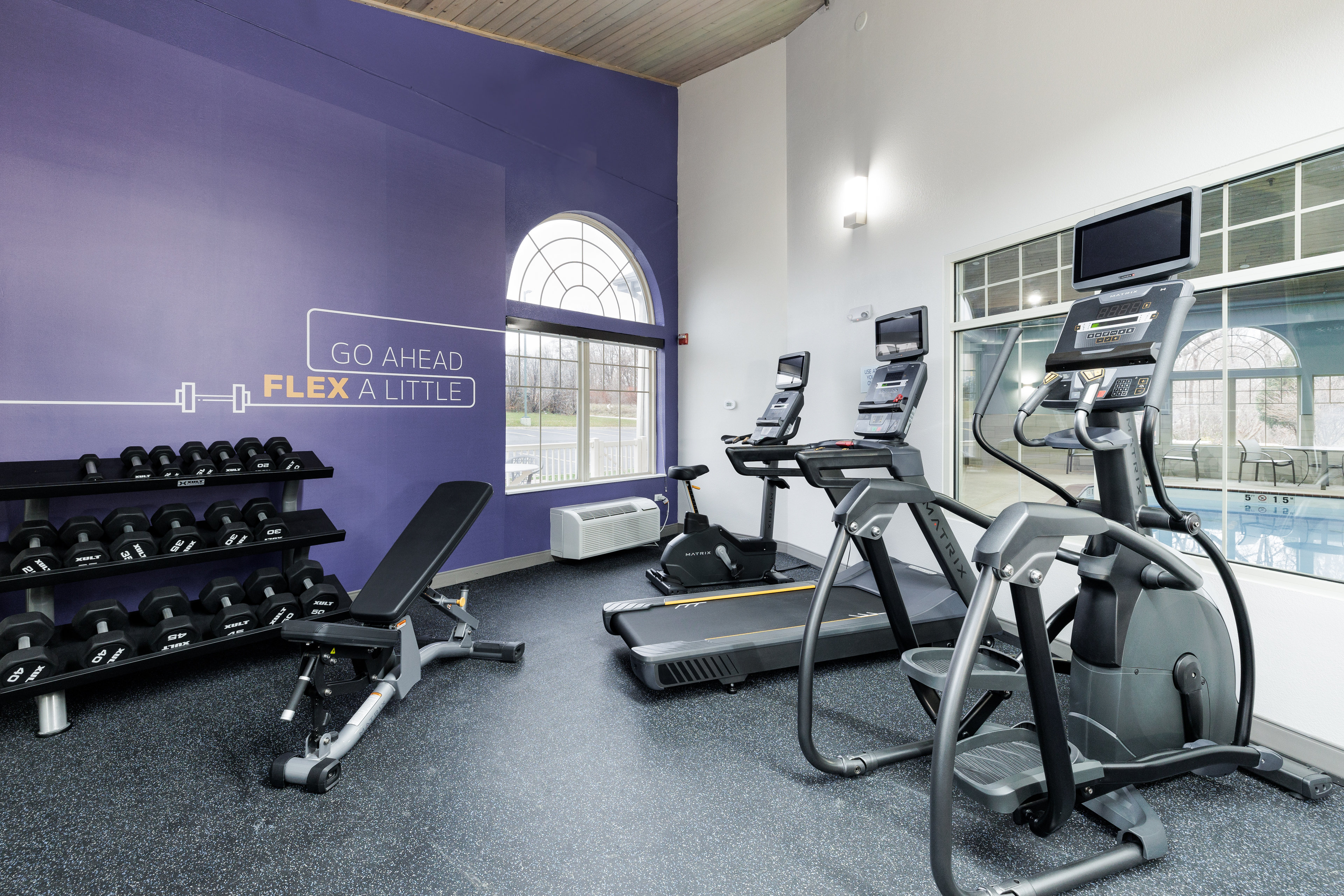 Holiday Inn Express & Suites Zion By IHG 33/43