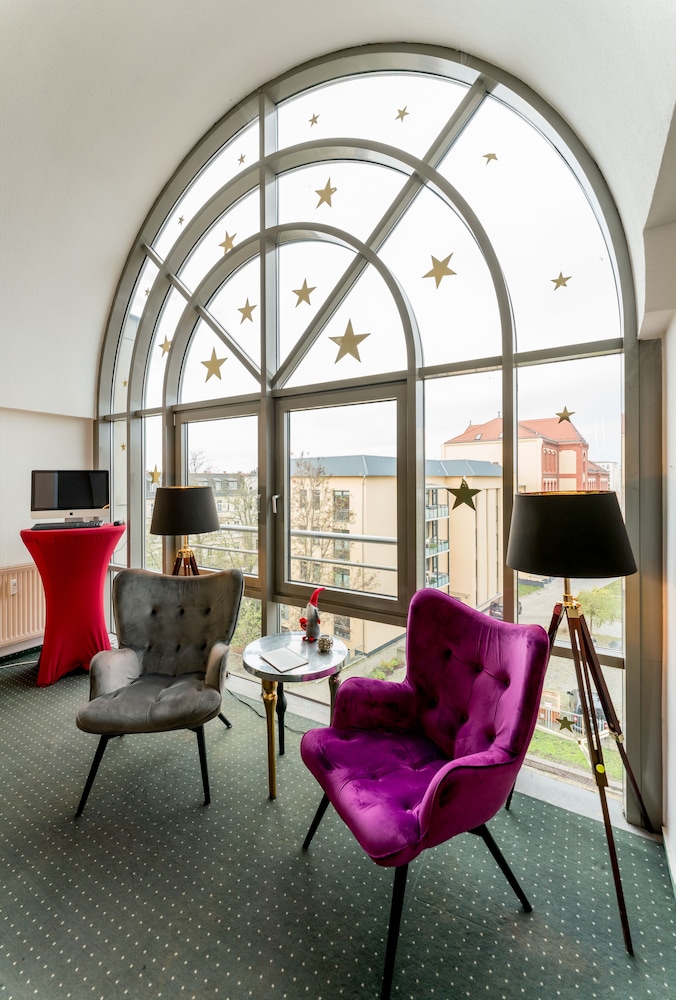 Hotel Stadtfeld 38/65