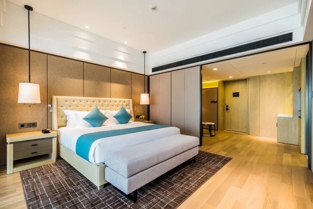 Wyndham Grand Maoming 13/38