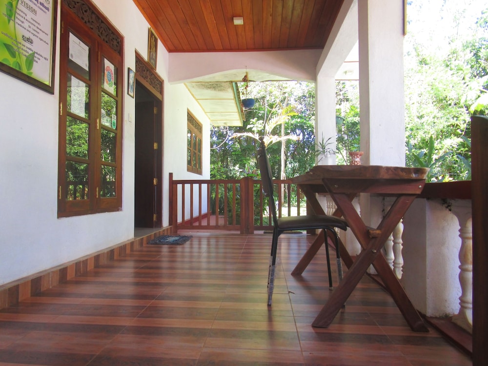 Green Herbal Ayurvedic Eco-Lodge 45/54
