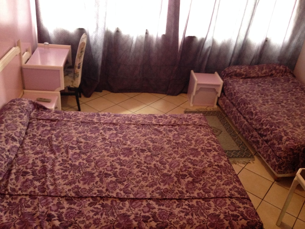 Hotel Al Boustane 25/32