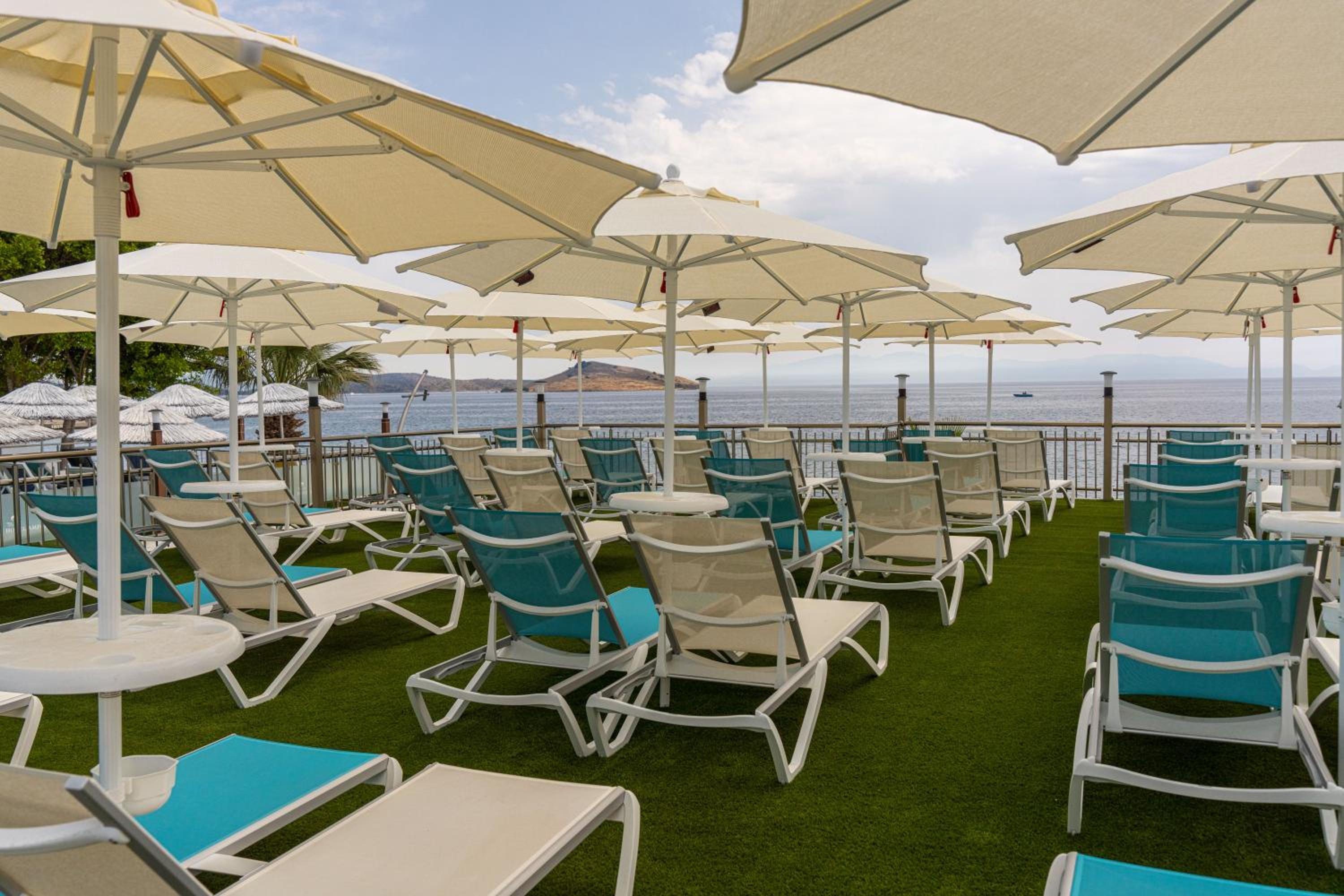 Amfora Otel 37/53